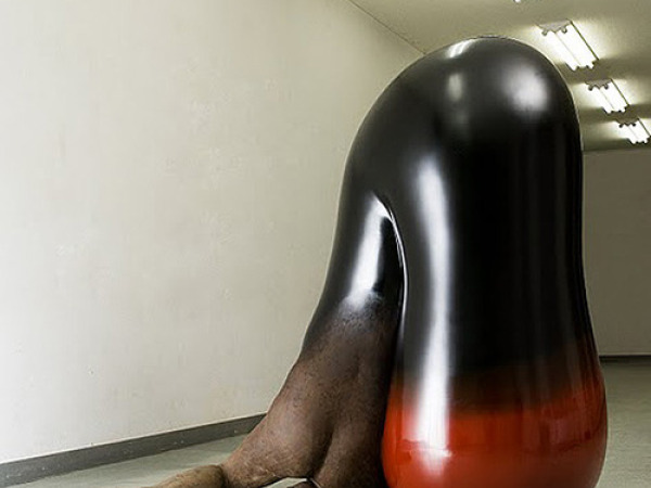 053